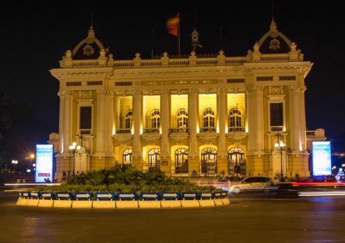 Opera-house-hanoi-vietnam-3